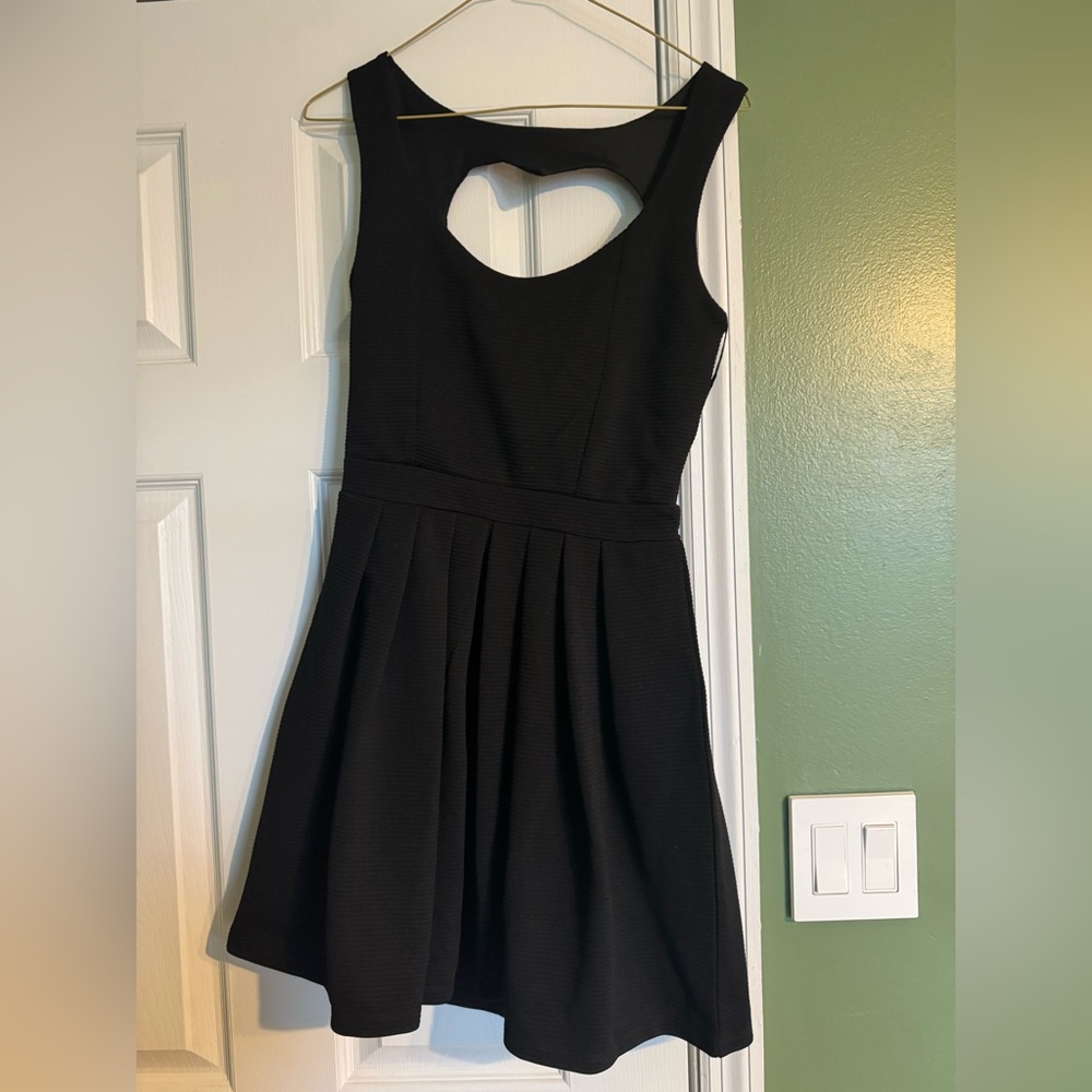 Absolute Angel Black Pleated Backless Dress